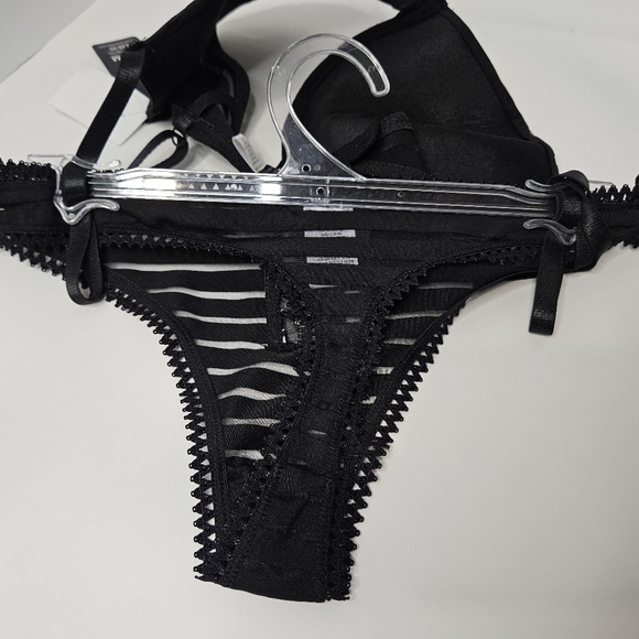 Rampage Intimates 2 Piece Set 34C/M Black Bra Underwear Panty Thong NEW - Picture 14 of 17